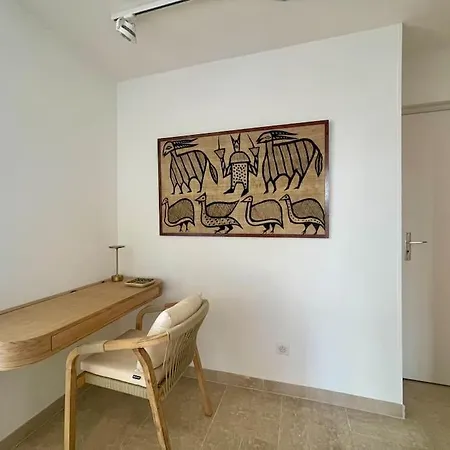 Le Bluebay - Luxurious 2 Bedrooms Seaview Swimming Pool Carpark