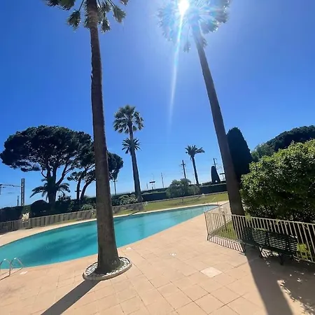 Le Bluebay - Luxurious 2 Bedrooms Seaview Swimming Pool Carpark * Κάννες